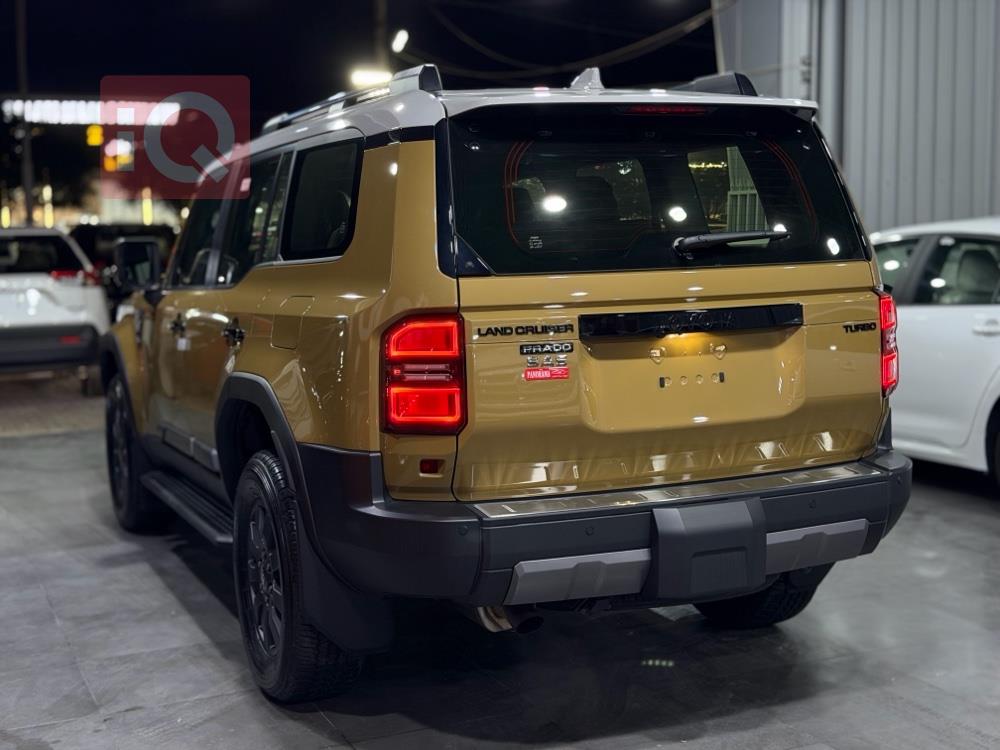 تۆیۆتا لاندكروزر پرادۆ